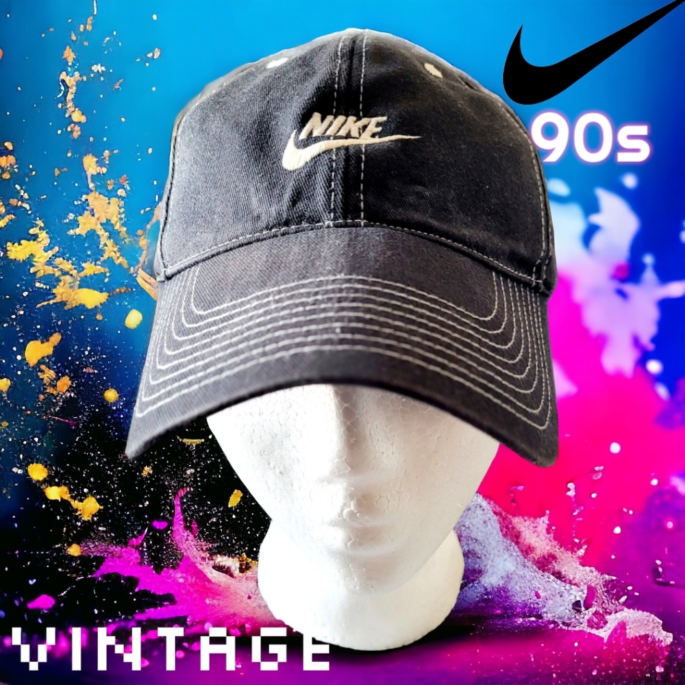 Vintage Nike adjustable black baseball hat